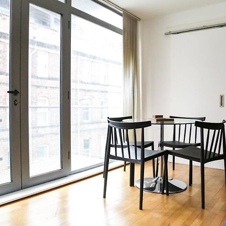 Serviced Apartment In Liverpool City Centre - Free Parking - Balcony - By Happy Days מראה חיצוני תמונה